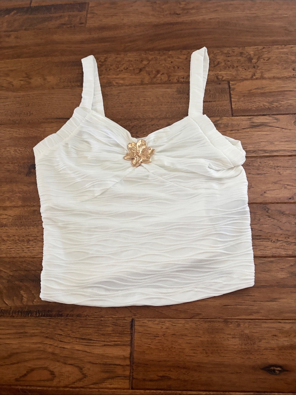 SHEIN White Textured Cami with Gold Floral Brooch